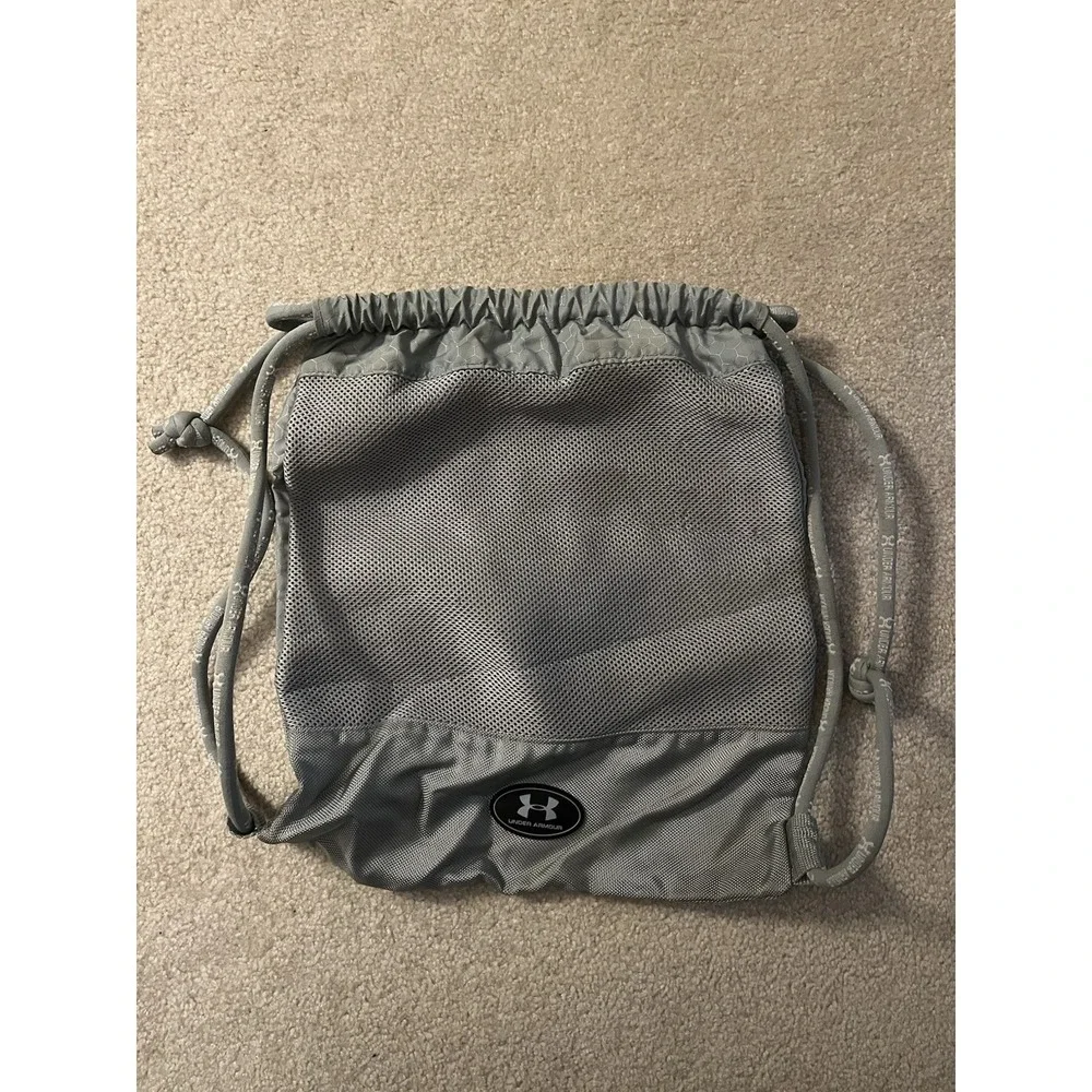 Under Armour Ozsee Sackpack Drawstring Bag - Grey Hex Pattern Mesh Pocket Gym